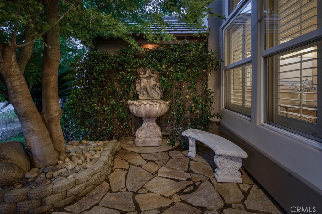10678 N Medinah Cir, Fresno, CA 93730