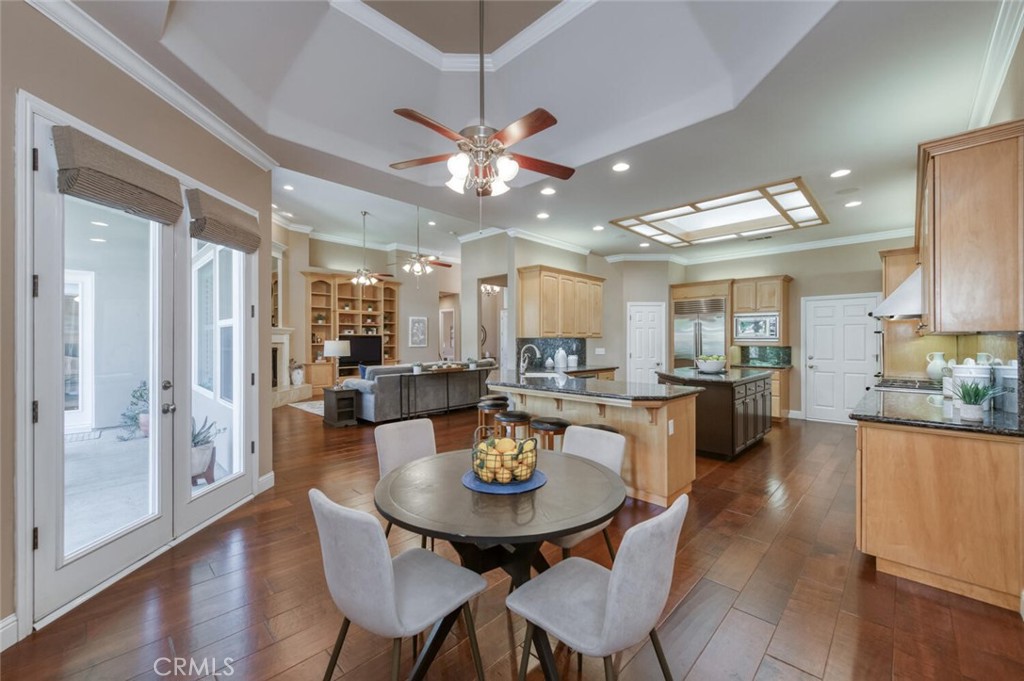10678 N Medinah Cir, Fresno, CA 93730