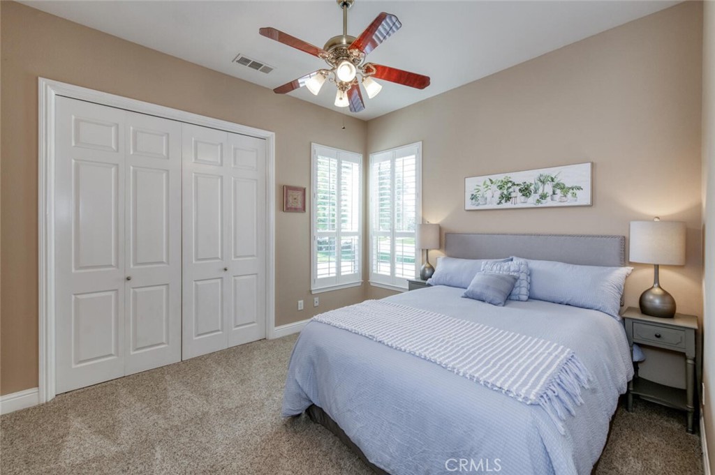 10678 N Medinah Cir, Fresno, CA 93730