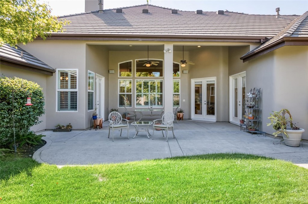 10678 N Medinah Cir, Fresno, CA 93730