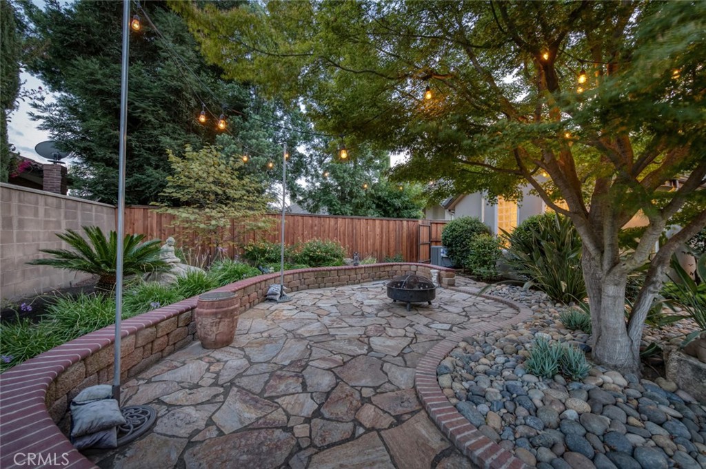 10678 N Medinah Cir, Fresno, CA 93730
