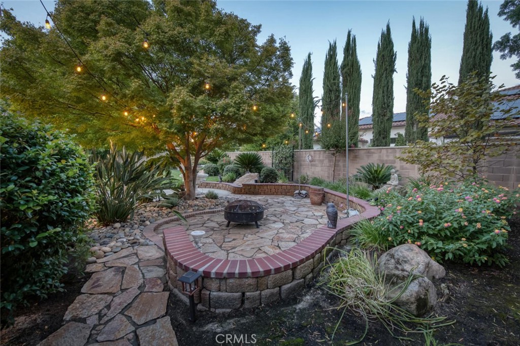 10678 N Medinah Cir, Fresno, CA 93730