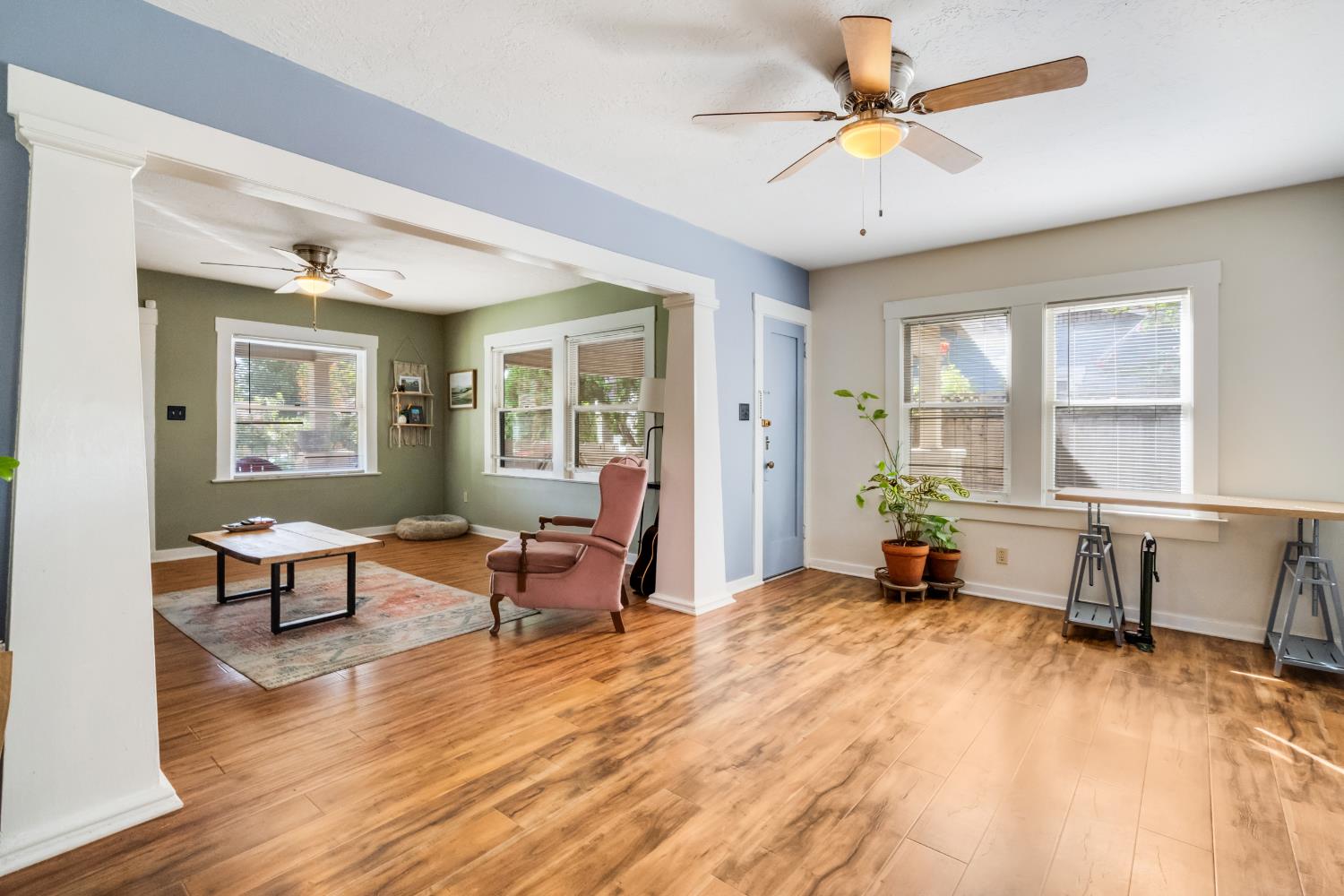 1487 N Roosevelt Ave, Fresno, CA 93728