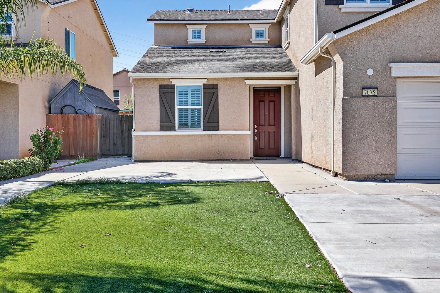 7075 N Shiraz Ave, Fresno, CA 93722