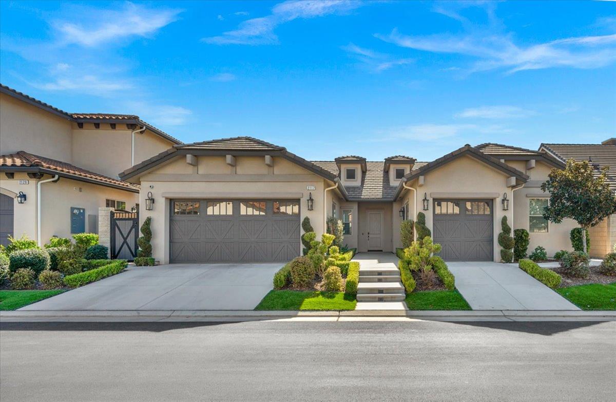 2117 E BIRDIE, Fresno, CA 93730