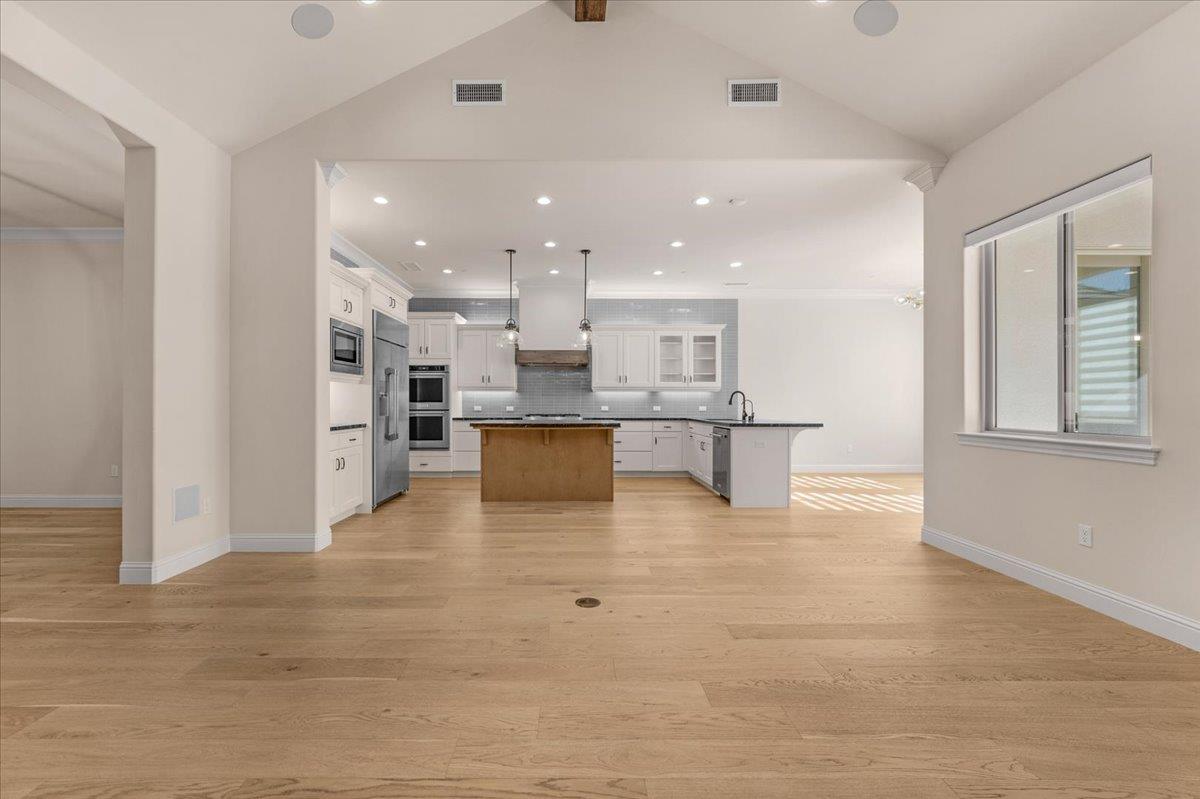 2117 E BIRDIE, Fresno, CA 93730