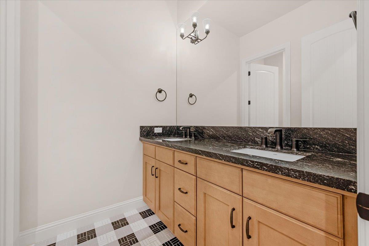 2117 E BIRDIE, Fresno, CA 93730