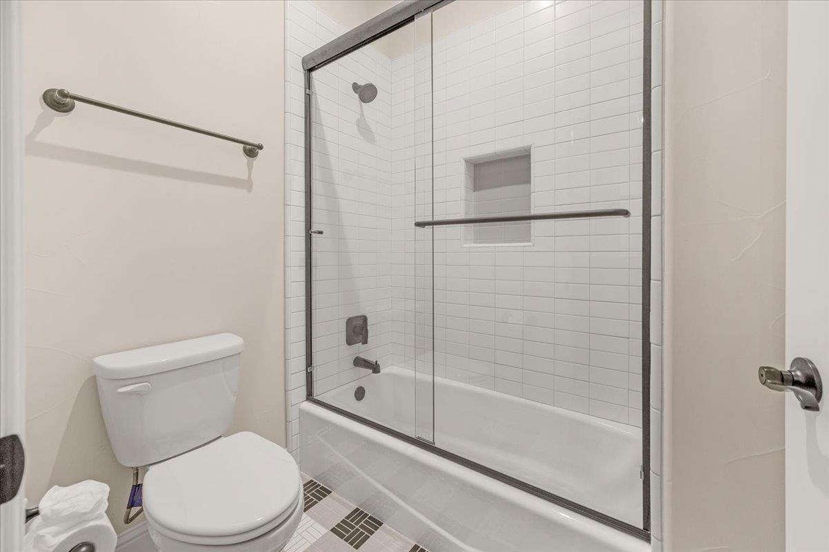 2117 E BIRDIE, Fresno, CA 93730
