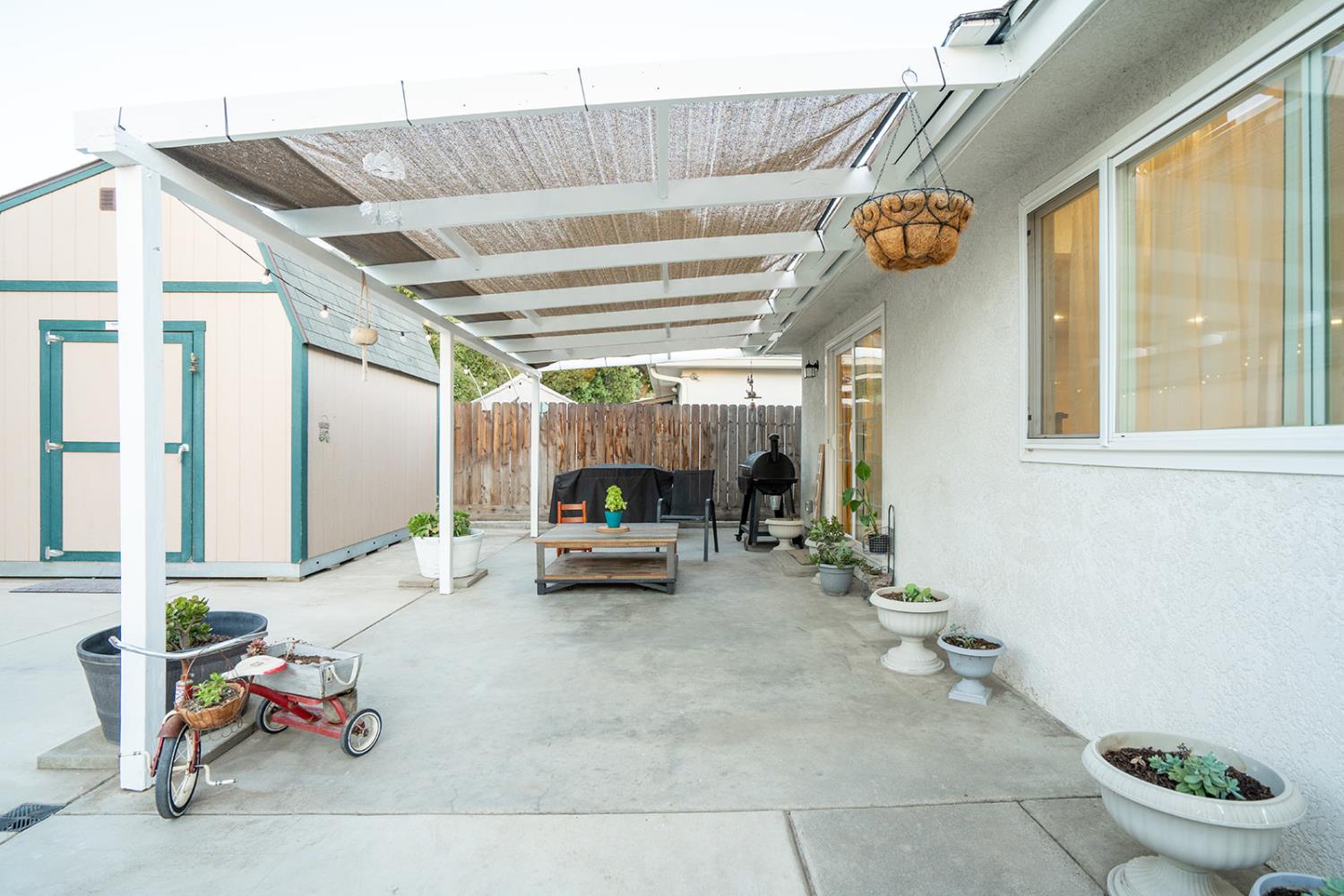 4561 E Norwich Ave, Fresno, CA 93726