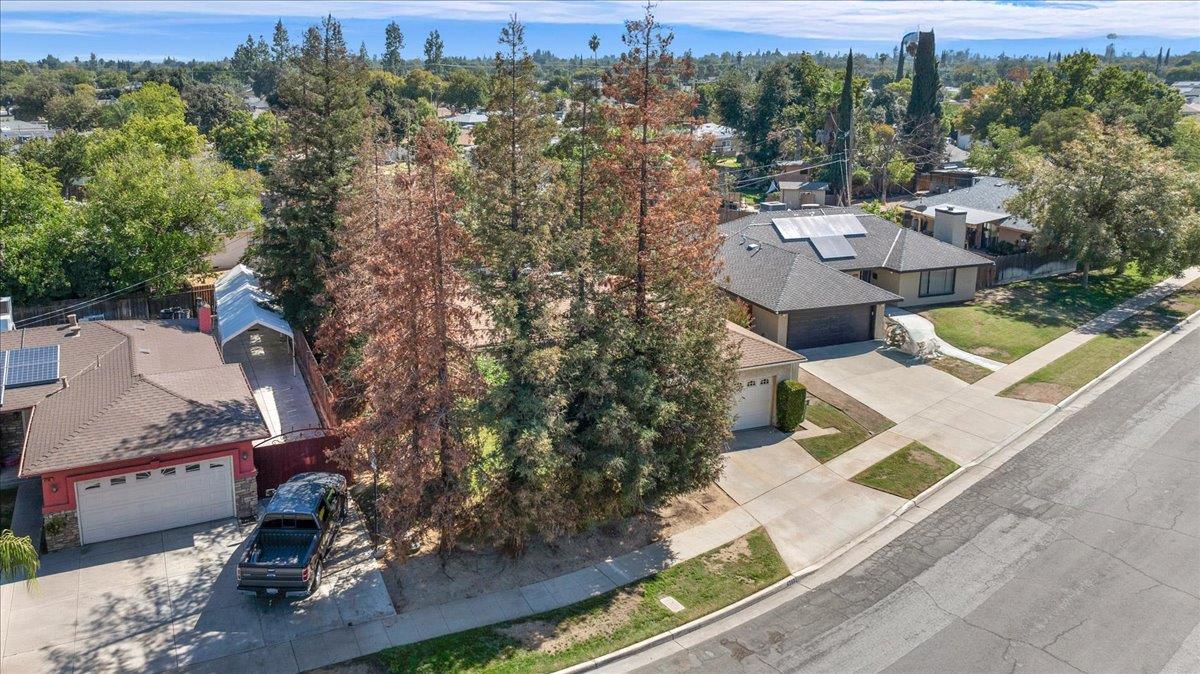 4740 N Valeria St, Fresno, CA 93726
