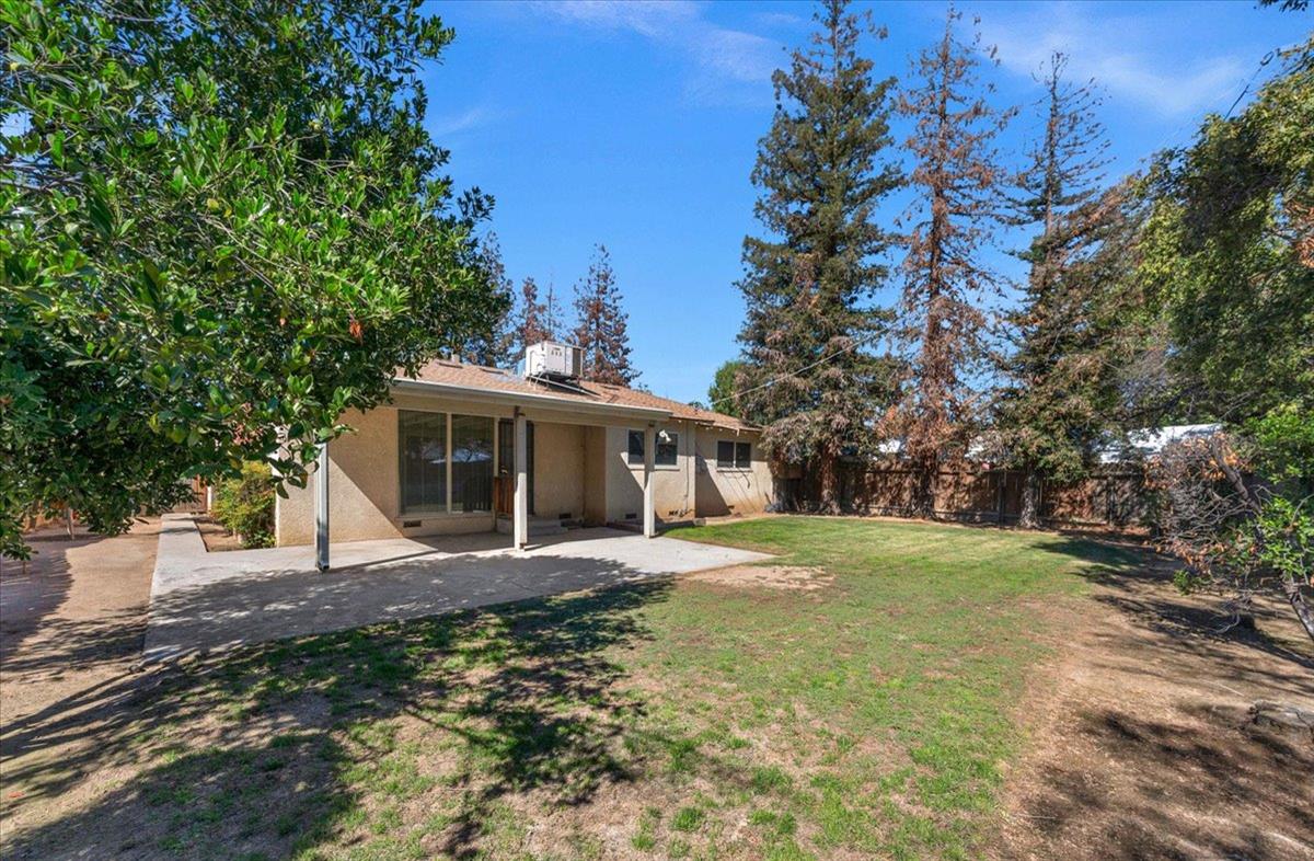 4740 N Valeria St, Fresno, CA 93726
