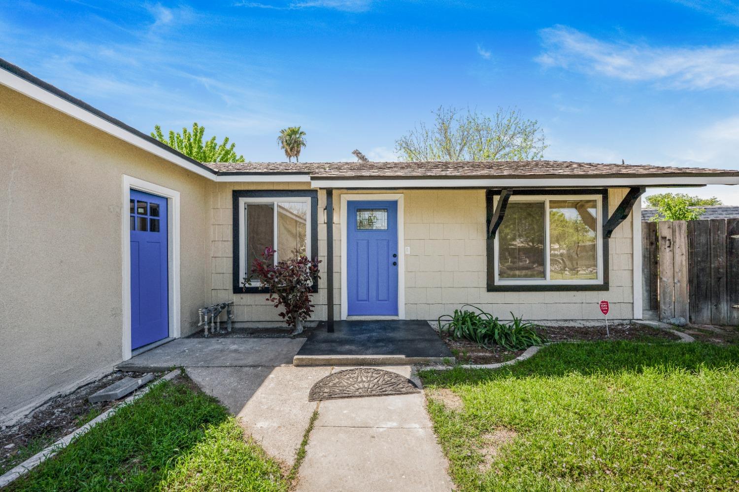 5934 E Dakota Ave, Fresno, CA 93727
