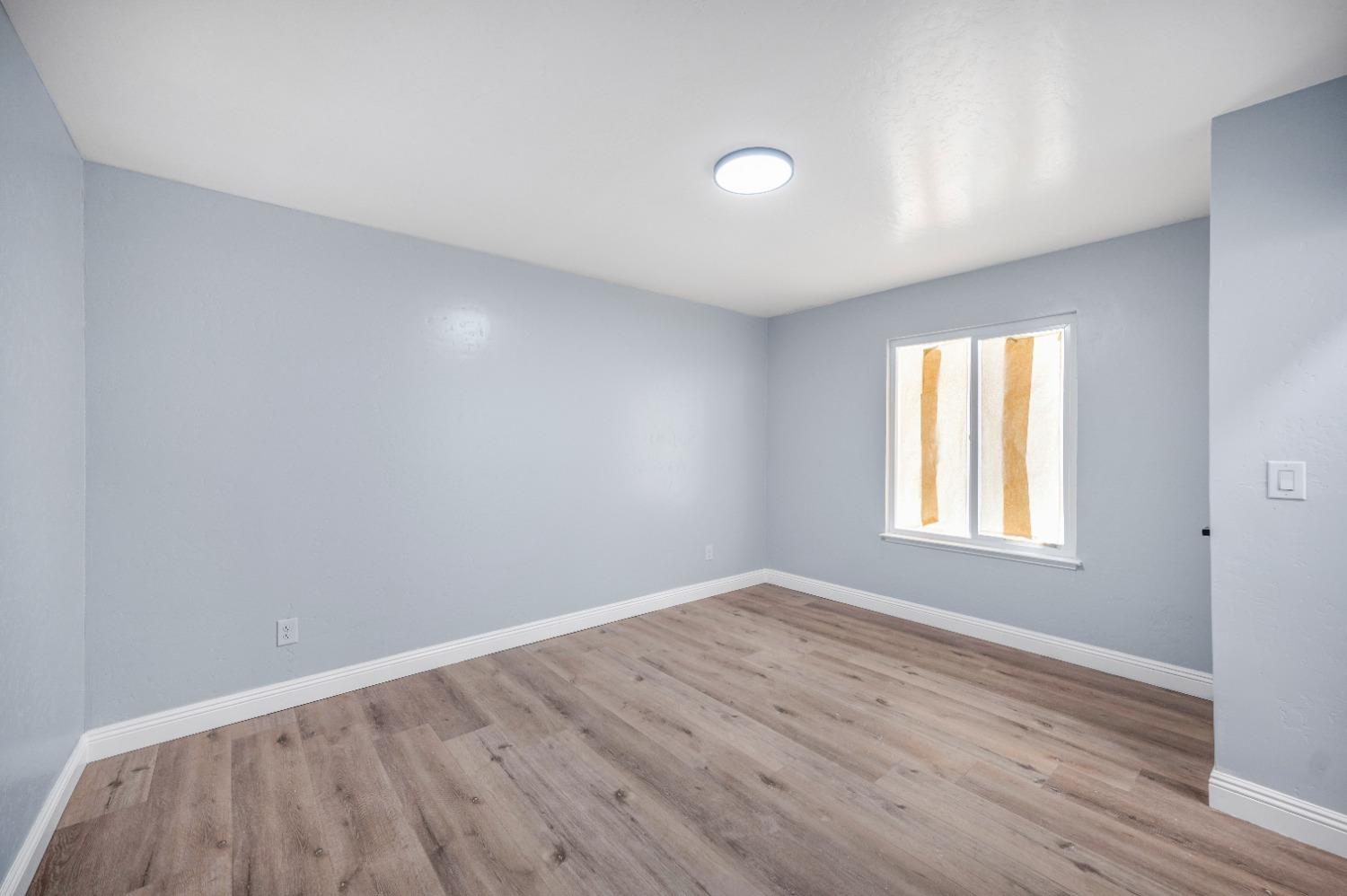 5934 E Dakota Ave, Fresno, CA 93727