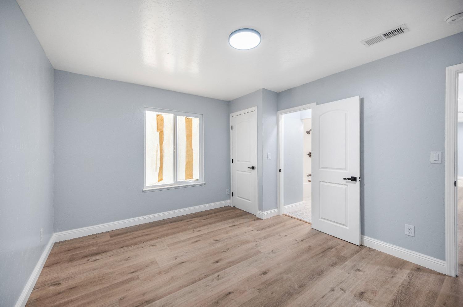 5934 E Dakota Ave, Fresno, CA 93727