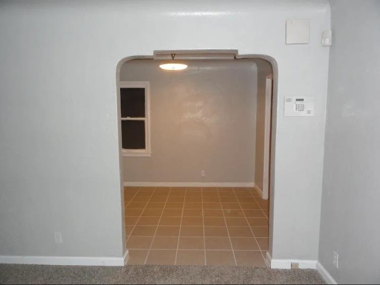 1806 E Clinton Ave, Fresno, CA 93703