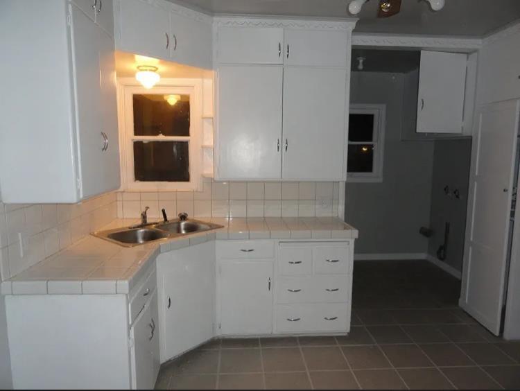 1806 E Clinton Ave, Fresno, CA 93703