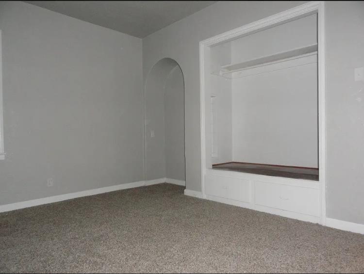 1806 E Clinton Ave, Fresno, CA 93703