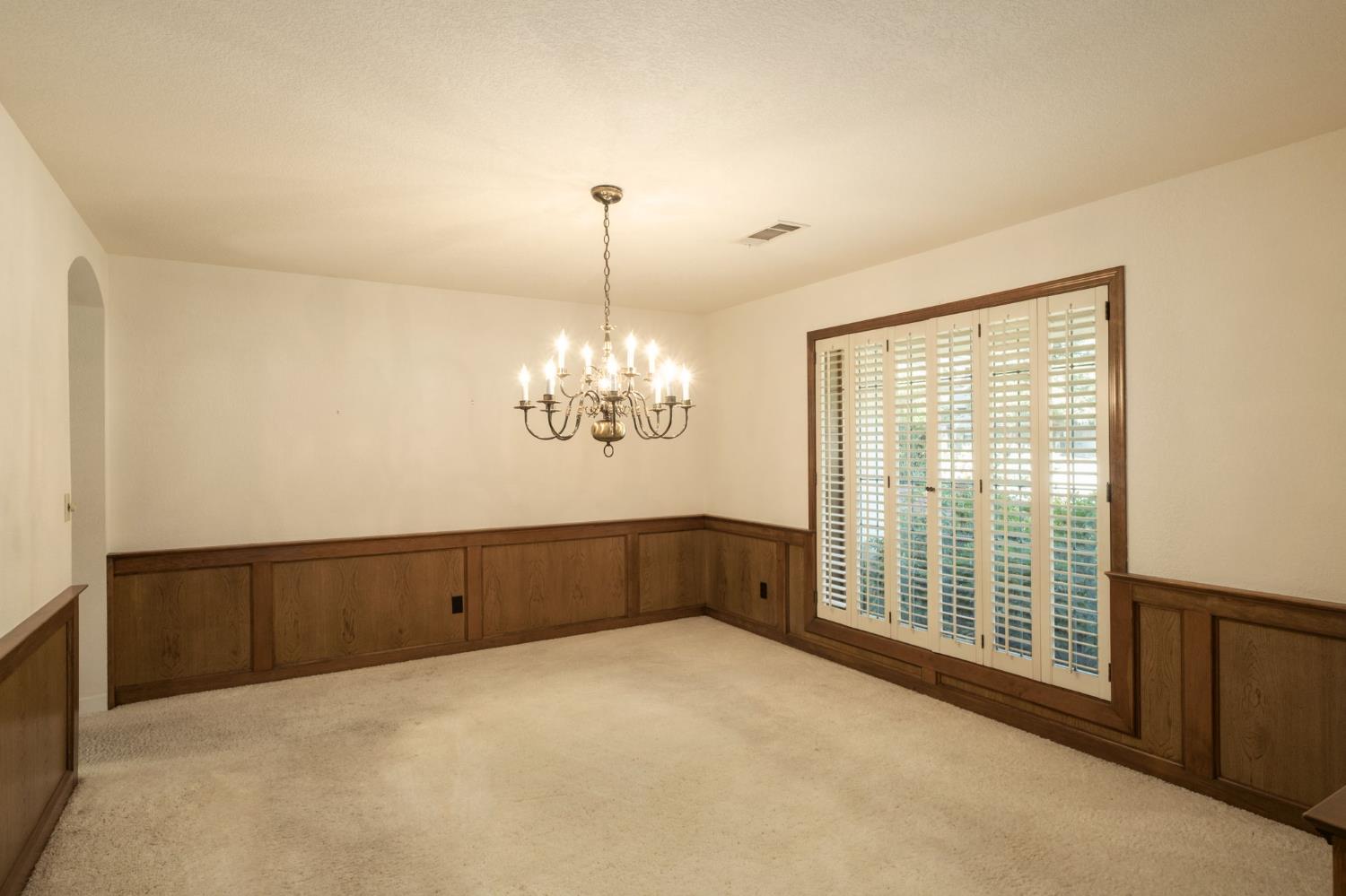 3737 W Minarets Ave, Fresno, CA 93711