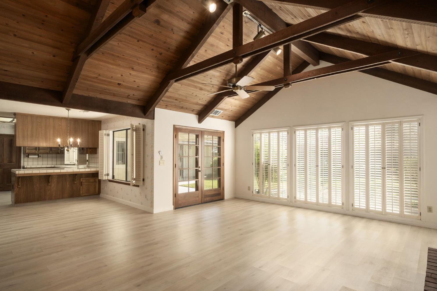 3737 W Minarets Ave, Fresno, CA 93711