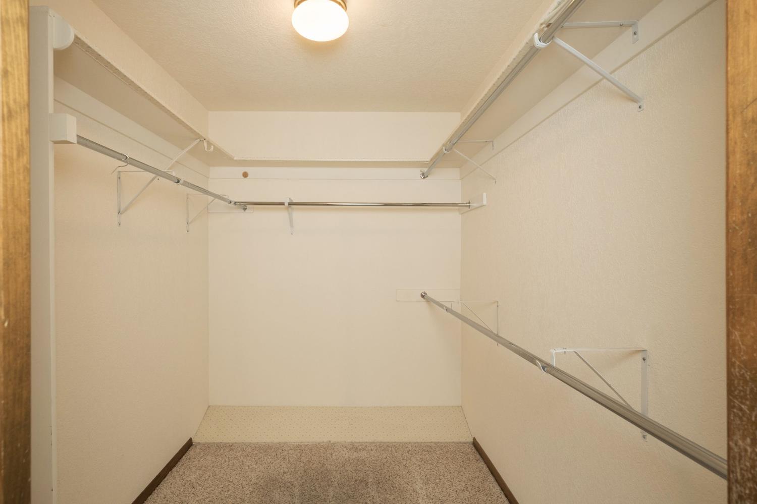 3737 W Minarets Ave, Fresno, CA 93711