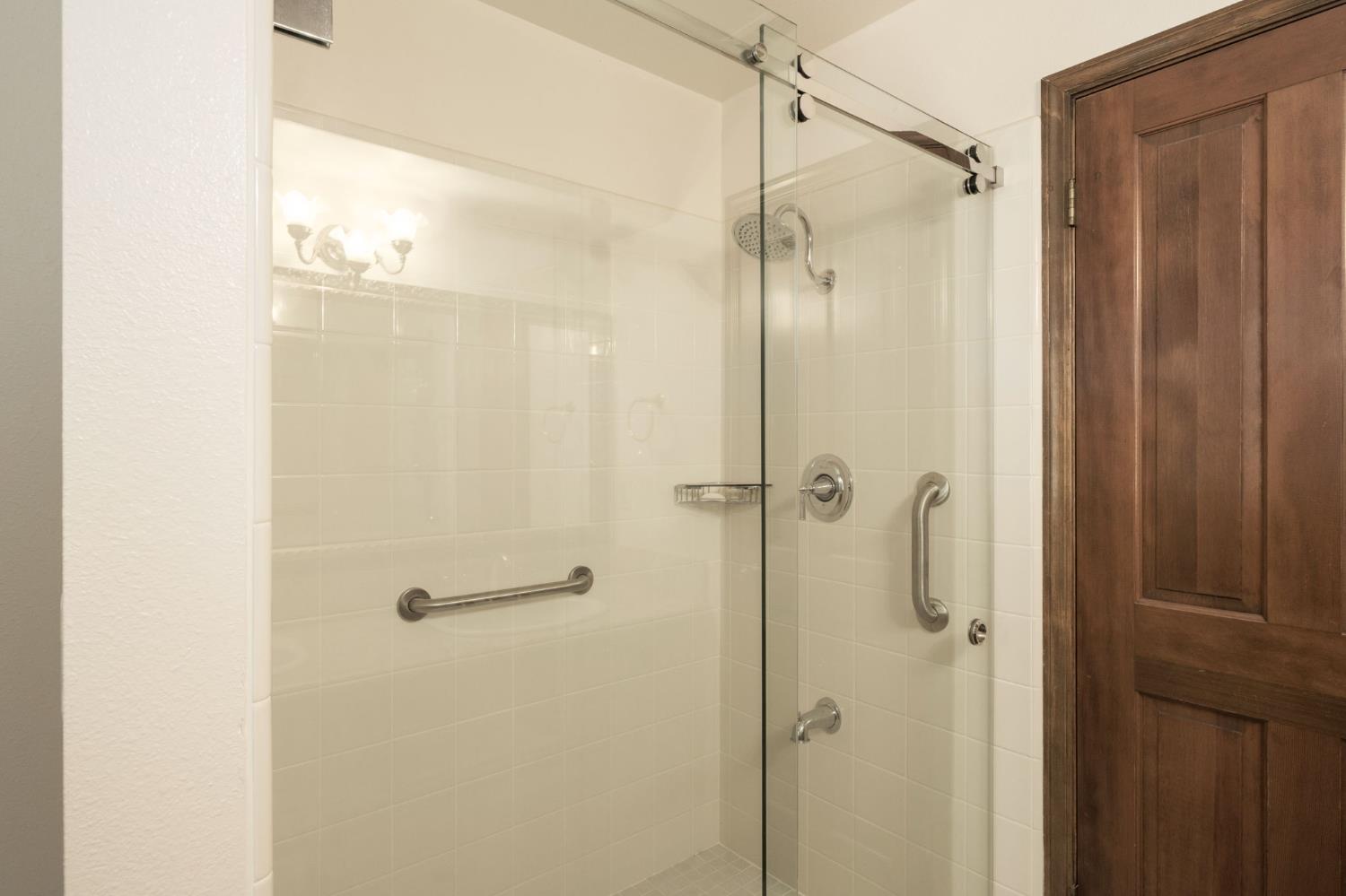 3737 W Minarets Ave, Fresno, CA 93711