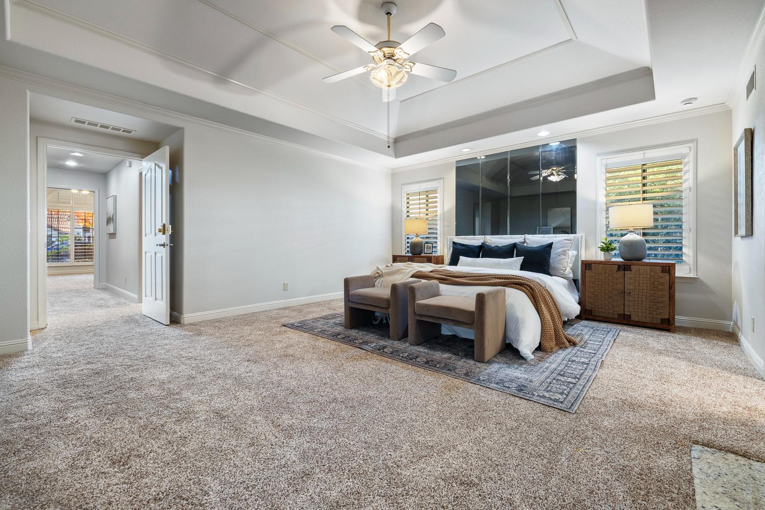 920 E Windsor Cir, Fresno, CA 93720