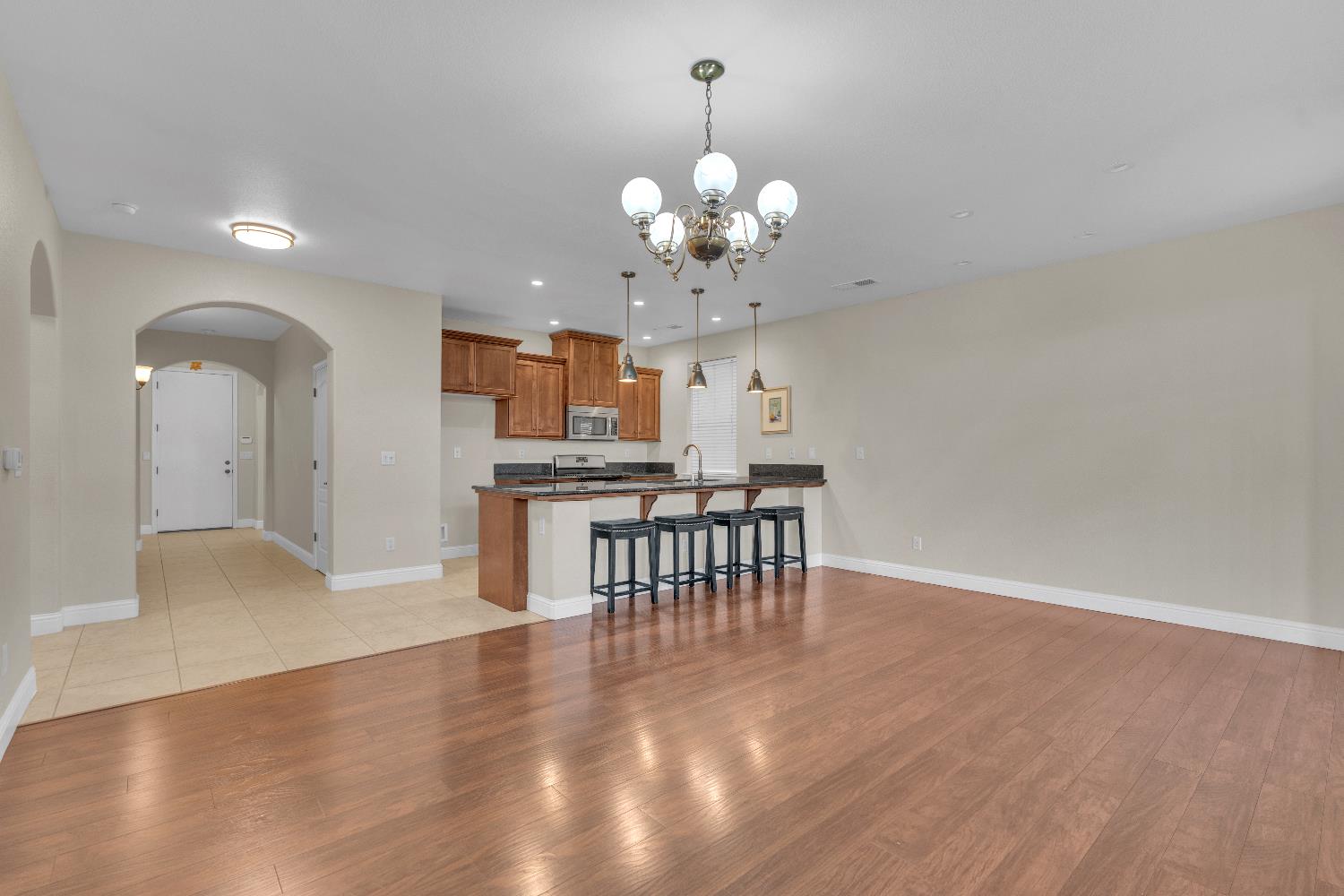 6910 W Gibson Ave, Fresno, CA 93723