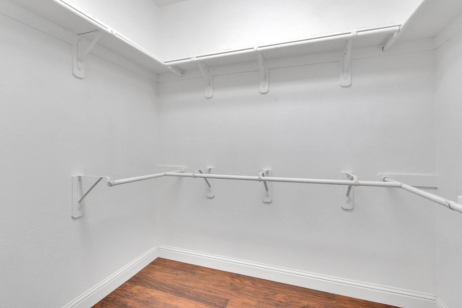 6910 W Gibson Ave, Fresno, CA 93723