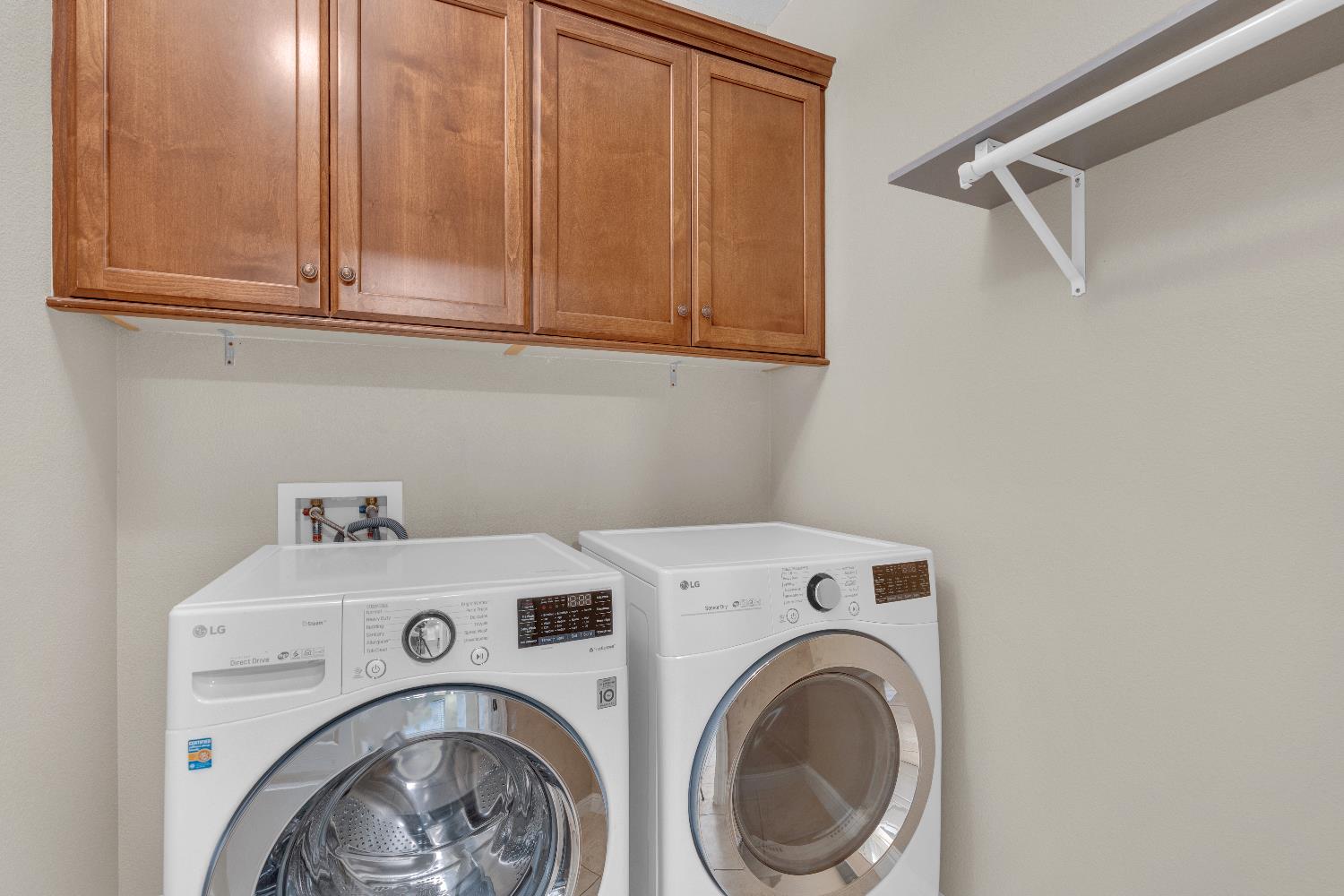 6910 W Gibson Ave, Fresno, CA 93723