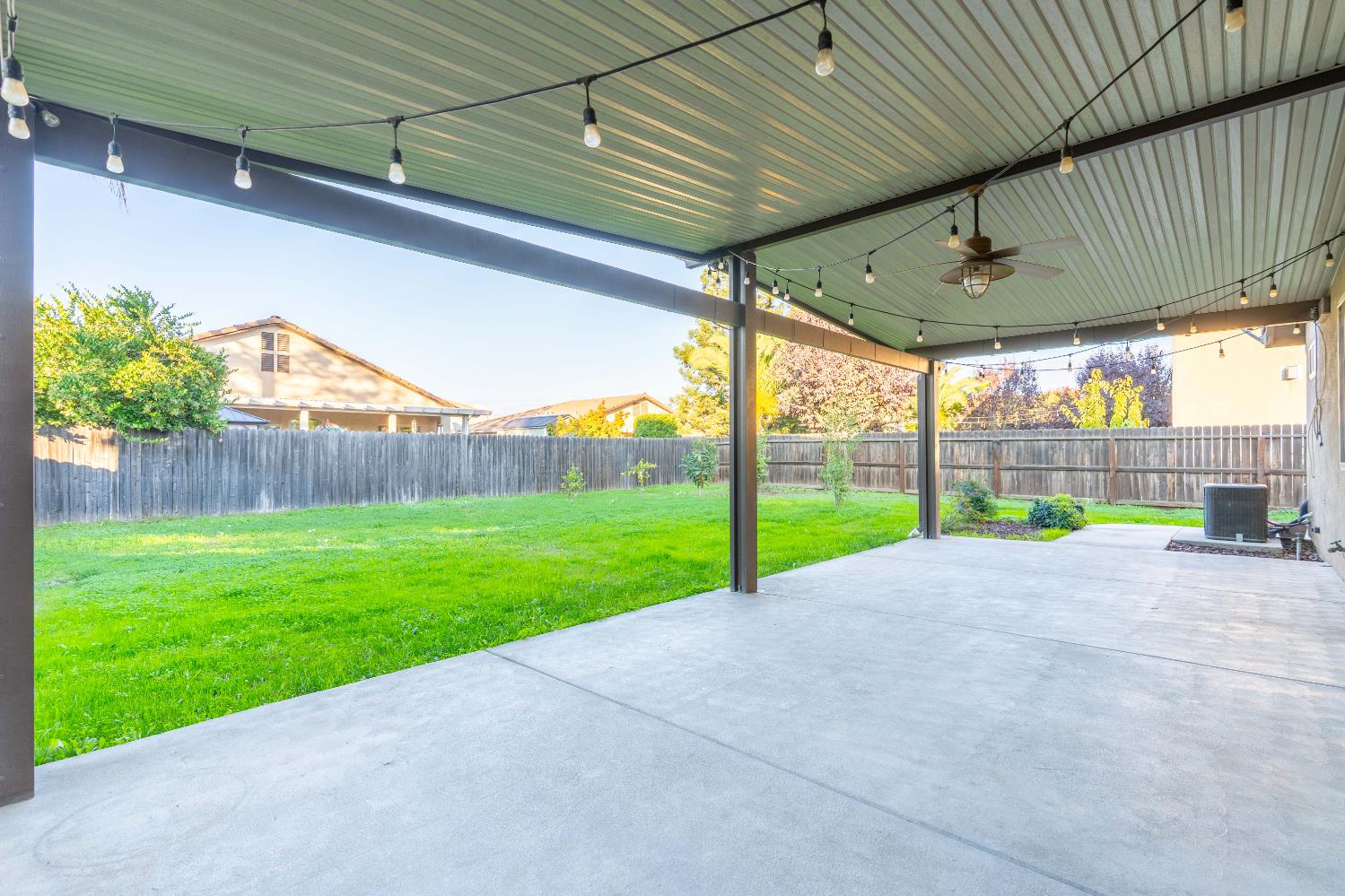 6910 W Gibson Ave, Fresno, CA 93723