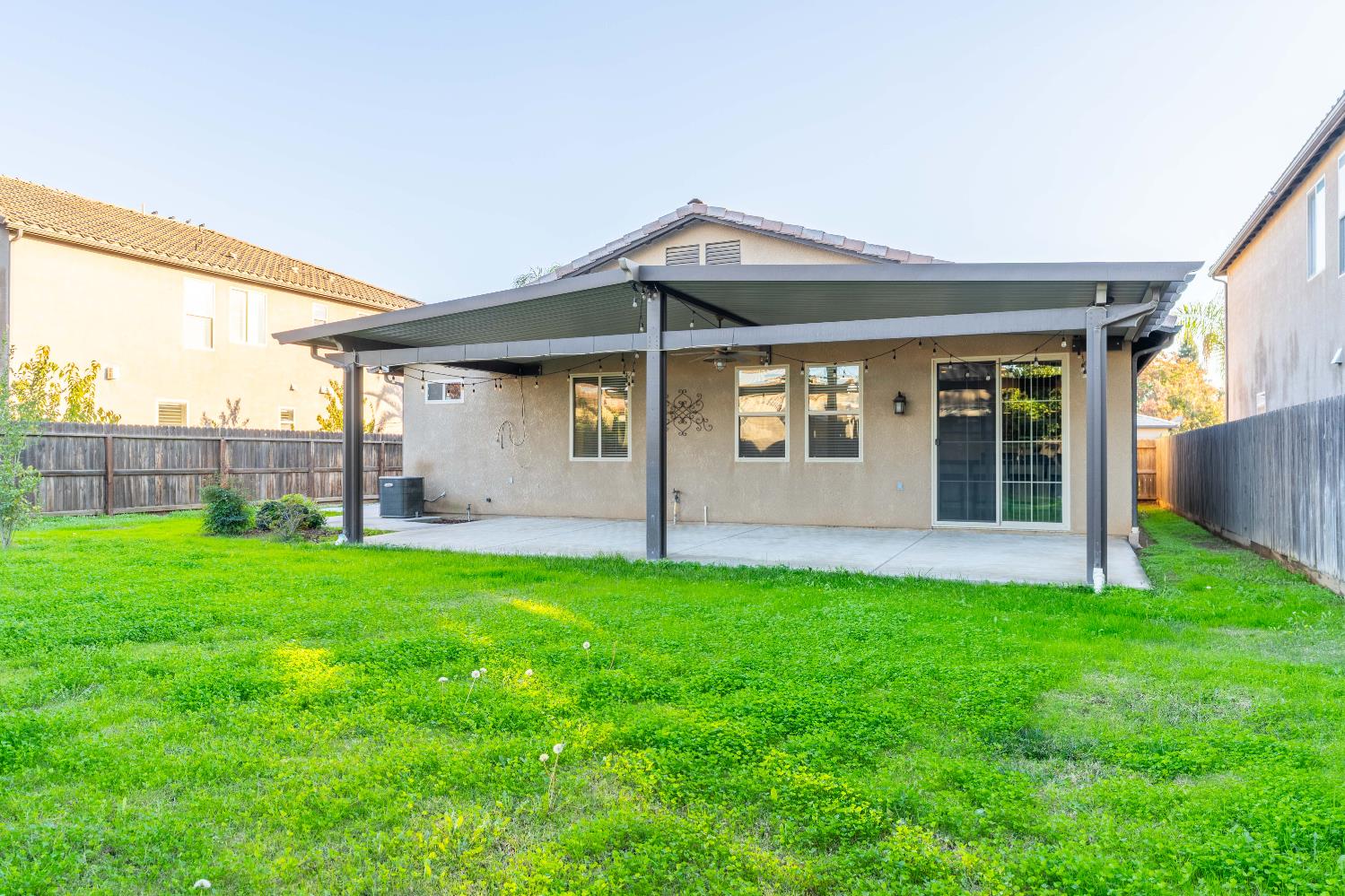 6910 W Gibson Ave, Fresno, CA 93723