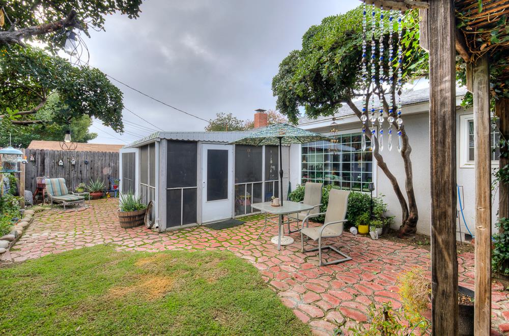 4456 N Dearing Ave, Fresno, CA 93726