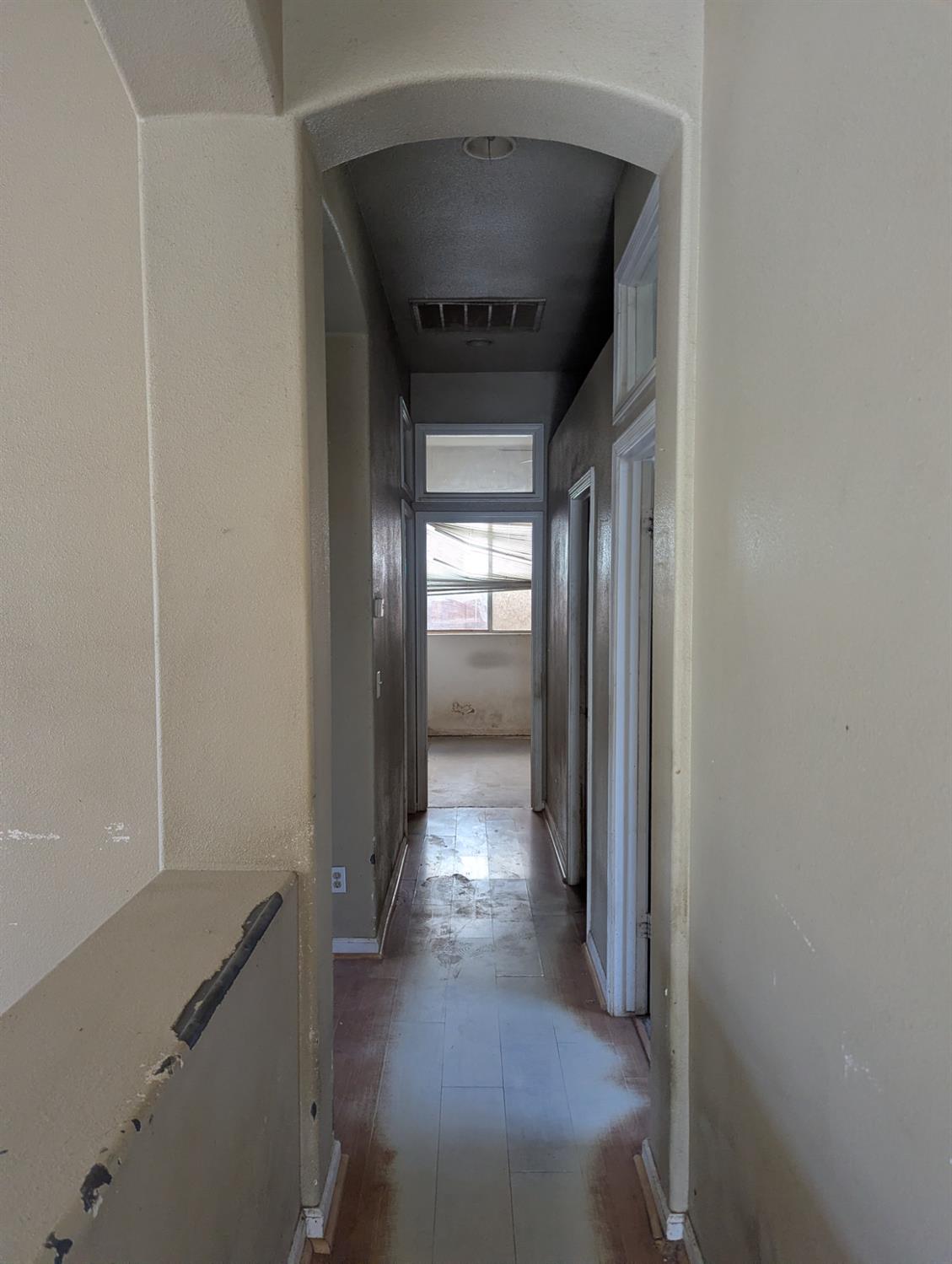 7711 N Ivanhoe Ave, Fresno, CA 93722