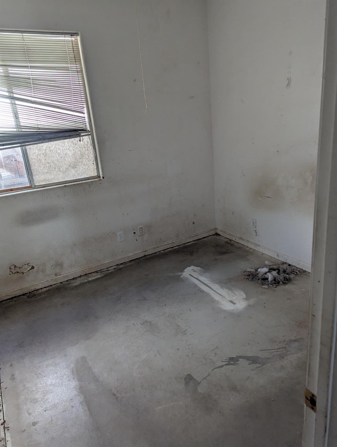 7711 N Ivanhoe Ave, Fresno, CA 93722