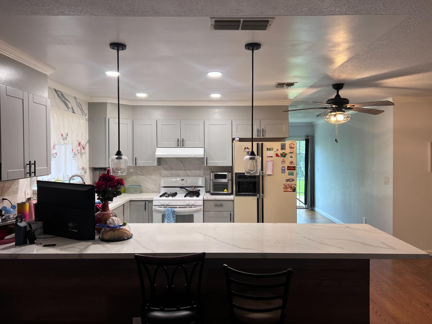 204 W Cesar Chavez, Fresno, CA 93706