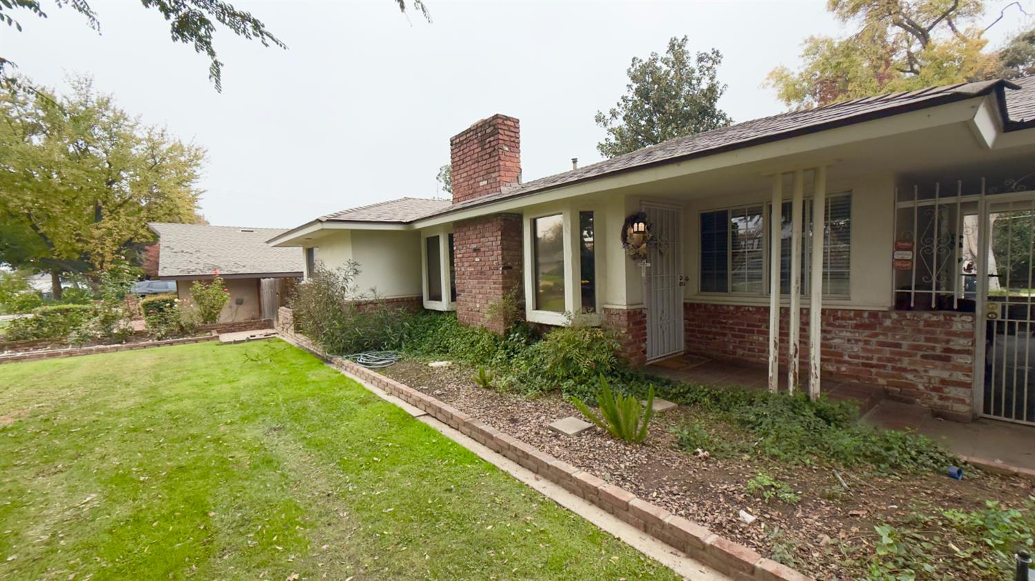 1328 Loftus Ln, Fresno, CA 93710