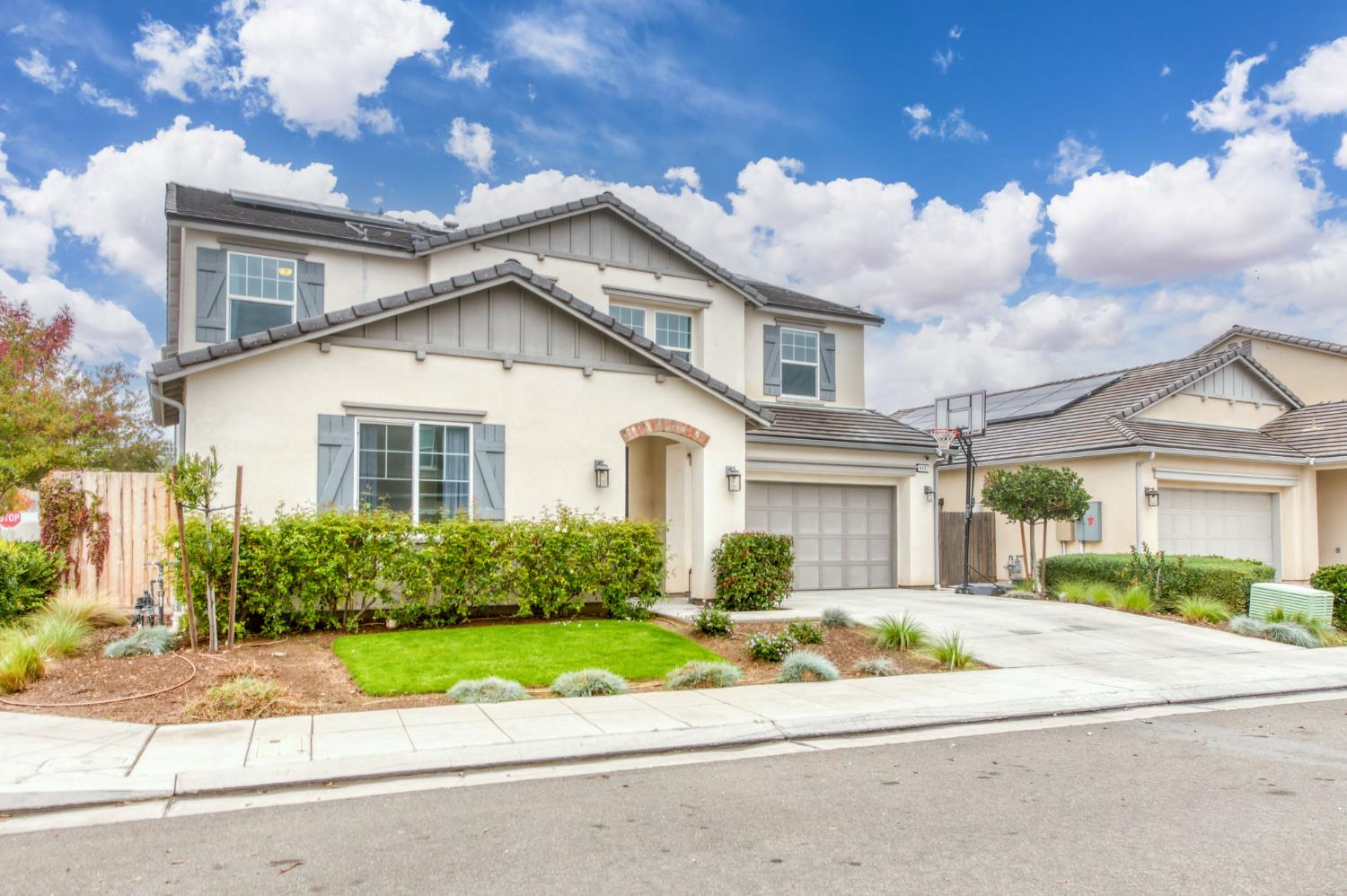 4407 N Casey Ave, Fresno, CA 93723