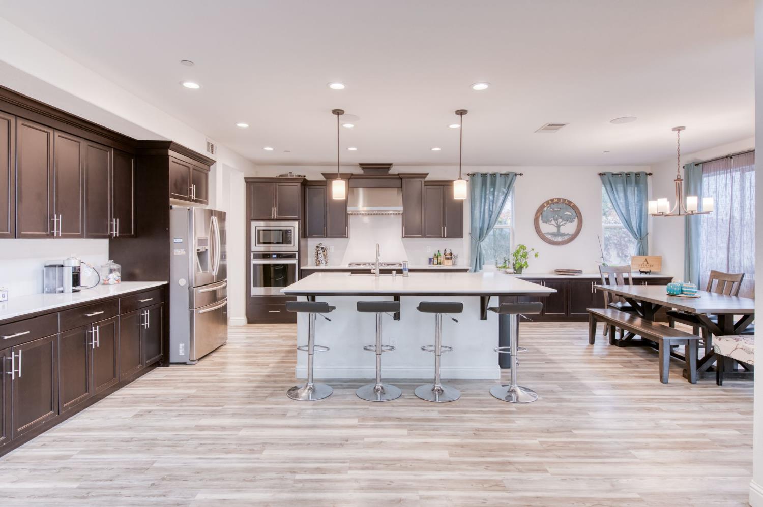 4407 N Casey Ave, Fresno, CA 93723