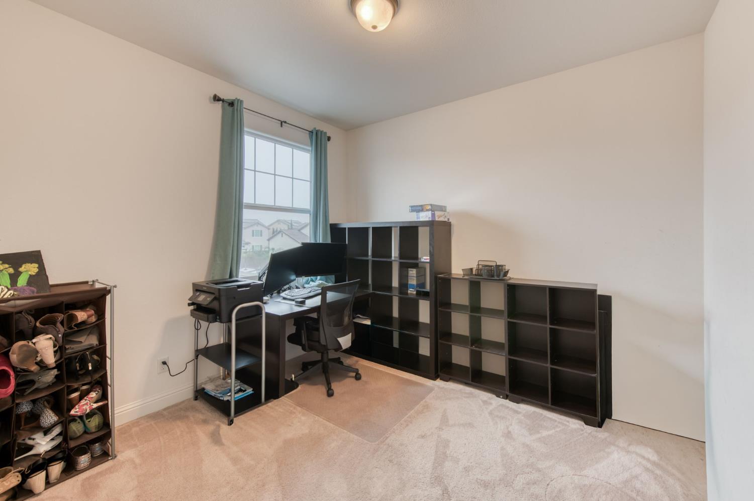 4407 N Casey Ave, Fresno, CA 93723