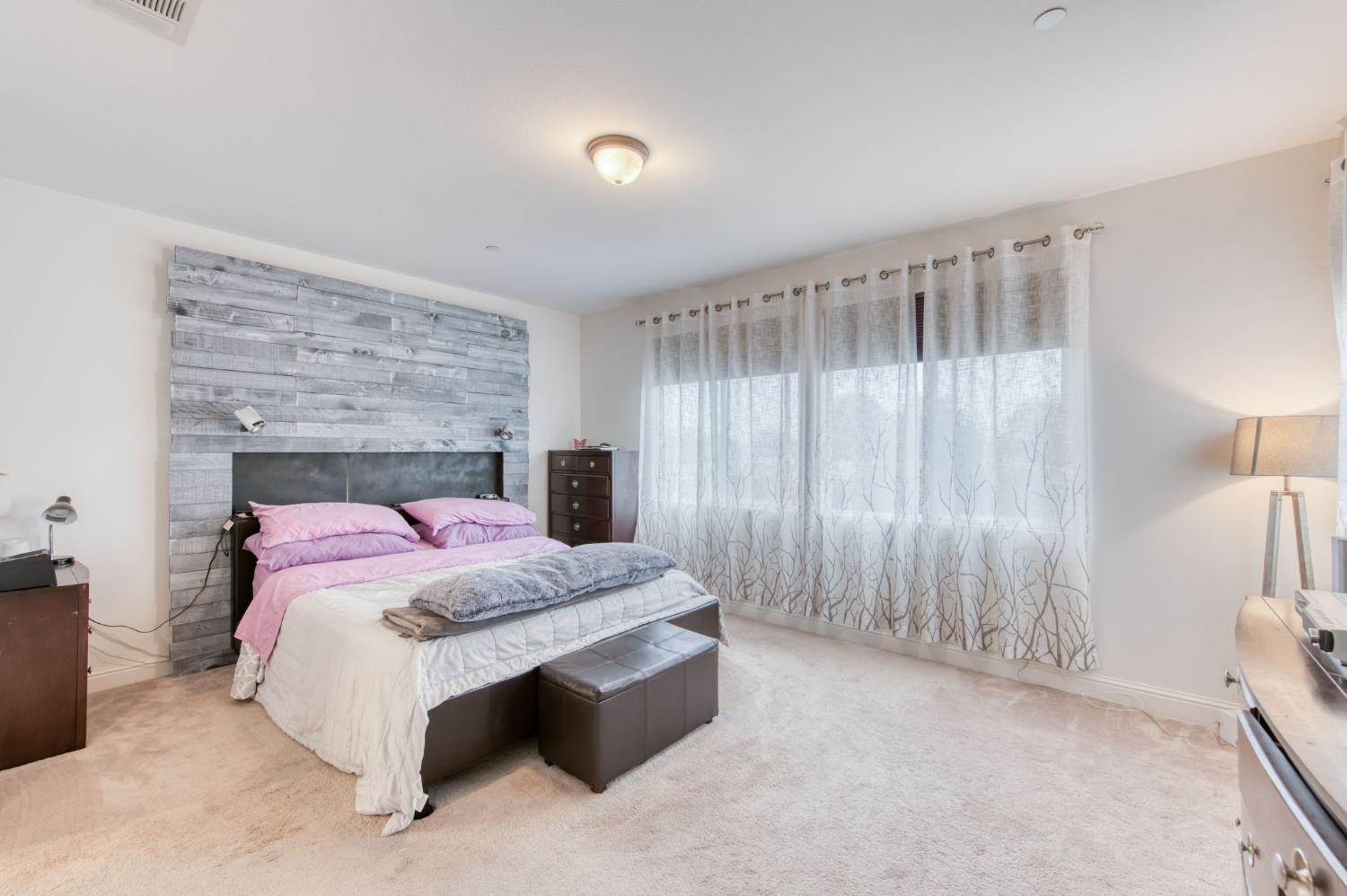 4407 N Casey Ave, Fresno, CA 93723