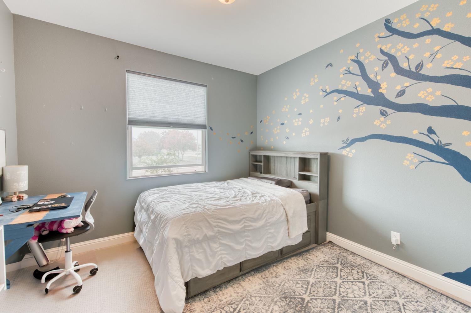 4407 N Casey Ave, Fresno, CA 93723