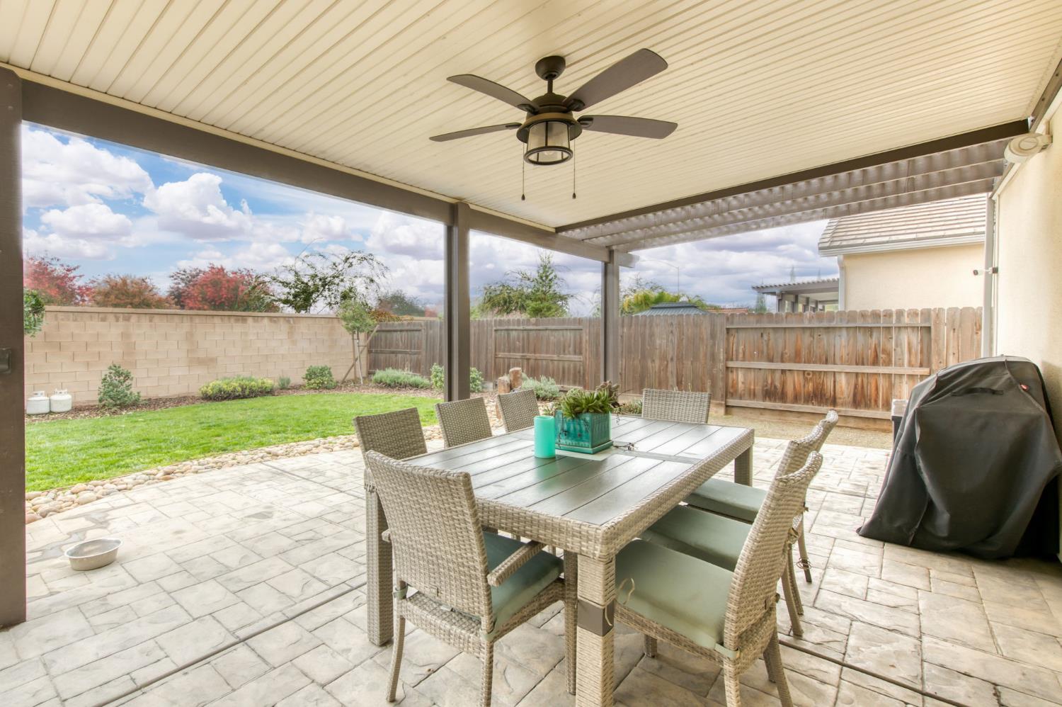 4407 N Casey Ave, Fresno, CA 93723