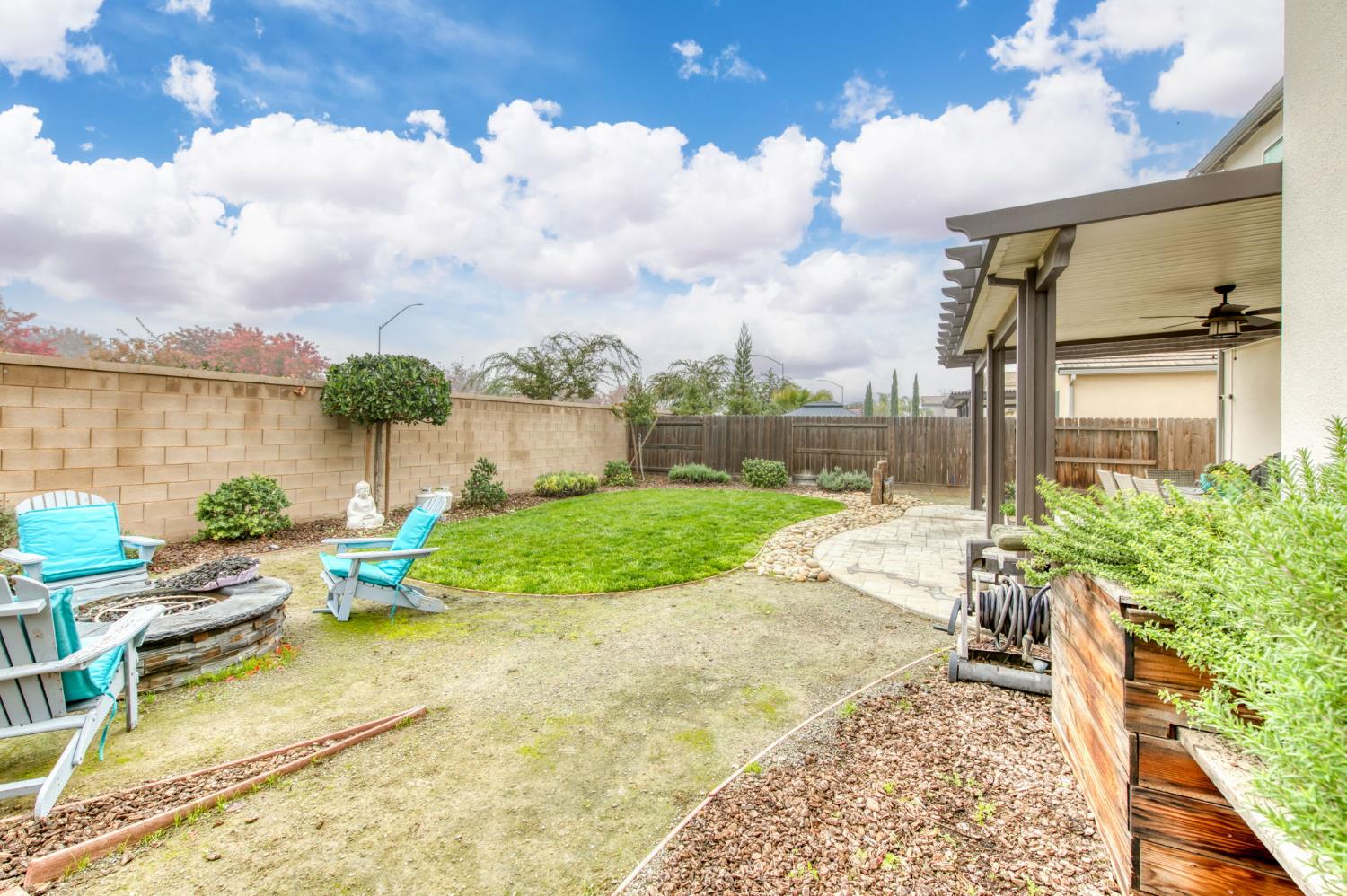 4407 N Casey Ave, Fresno, CA 93723