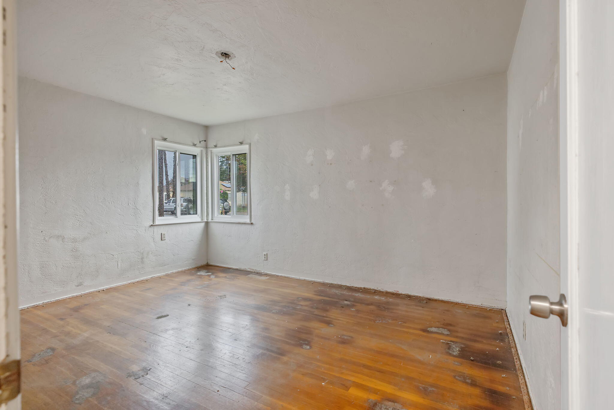 3021 E Simpson Ave, Fresno, CA 93703